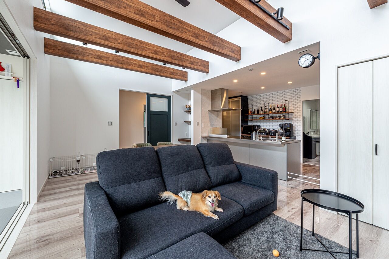 サンクスホーム 【2000万円台×平屋｜間取り図有】忙しい日常の中でも、自然と心の距離が縮まるフラットな平屋の建築実例画像3