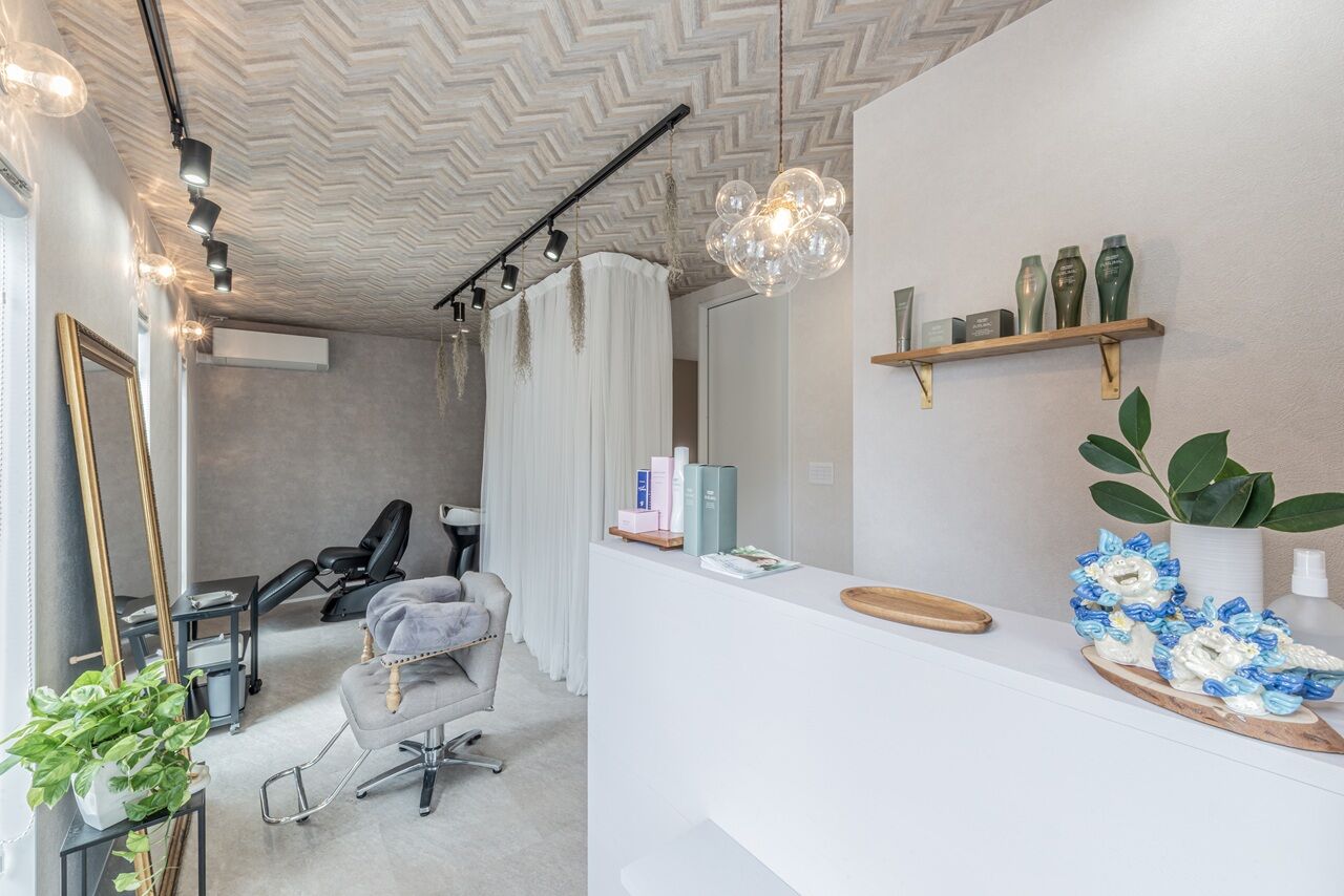 サンクスホーム 【2000万円台×店舗併用住宅｜間取り図有】ご夫人の夢を叶えたサロン併設の住まいの建築実例画像3