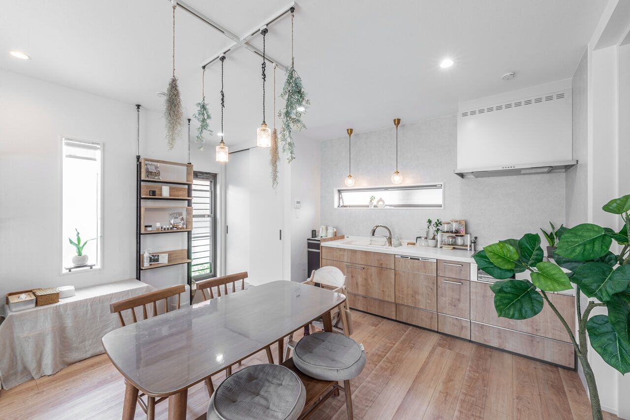 サンクスホーム 【2000万円台×店舗併用住宅｜間取り図有】ご夫人の夢を叶えたサロン併設の住まいの建築実例画像5