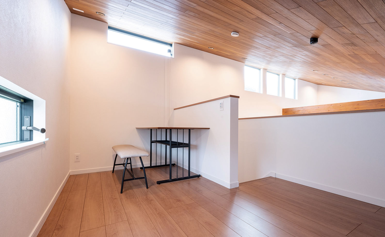 サンクスホーム 【名古屋市×平屋スタイル×2050万円｜間取り図有】駅近の旗竿地で叶えた、21.3坪の都心型コンパクトハウスの建築実例画像5