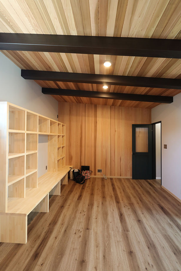 サンクスホーム 【2000万円台×コの字｜間取り図有】延床29坪でも開放感たっぷり！外と緩やかにつながるアメリカンハウスの建築実例画像5