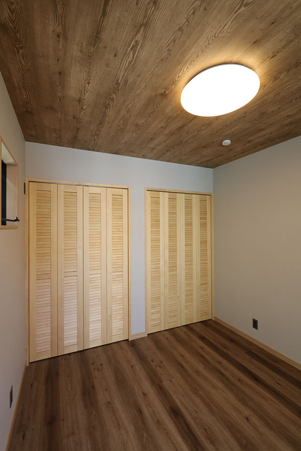 サンクスホーム 【2000万円台×コの字｜間取り図有】延床29坪でも開放感たっぷり！外と緩やかにつながるアメリカンハウスの建築実例画像10