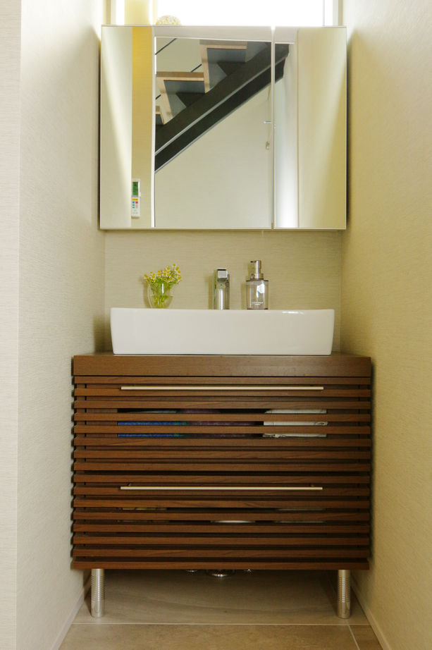 ビー・エル・ビルド　ビルド一級建築士事務所 【2000万円台/43.8坪/中庭/吹き抜け/動線/間取り図】愛車2台を美しく照らす縦長なビルトインガレージの家の建築実例画像19