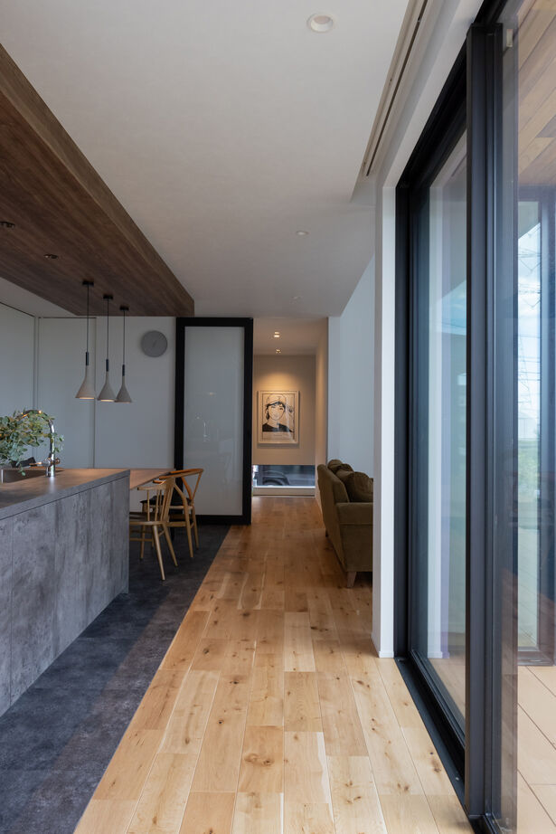 ビー・エル・ビルド　ビルド一級建築士事務所 【3000万円台/39.8坪/平屋】400平米越えの広い敷地を活かした、開放感と機能美を備える平屋の住まいの建築実例画像6