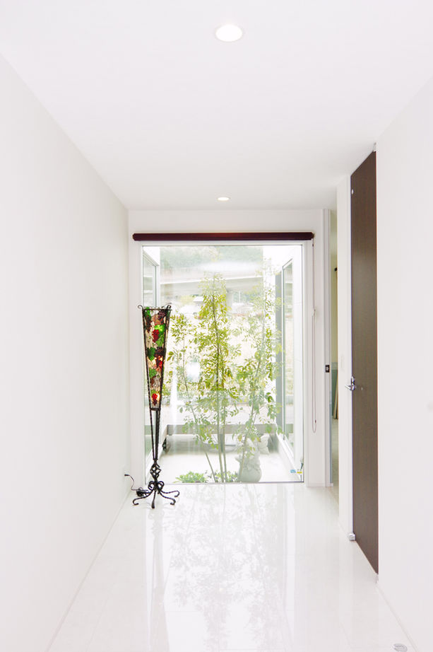 ビー・エル・ビルド　ビルド一級建築士事務所 【1000万円台/46.9坪/平屋/間取り図】37畳超の開放的な吹き抜けLDKに眺望も楽しめる広々屋上のある平屋住宅の建築実例画像6