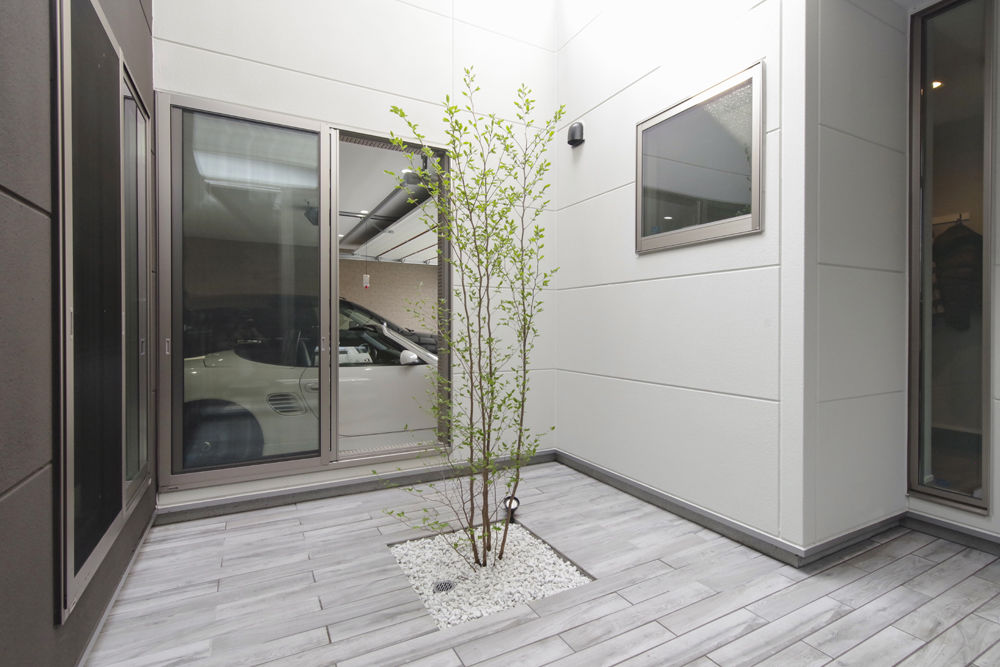 ビー・エル・ビルド　ビルド一級建築士事務所 【1000万円台/25坪/中庭/間取り図】車2台を並列駐車できるビルトインガレージハウス。家族が繋がる明るい家の建築実例画像7