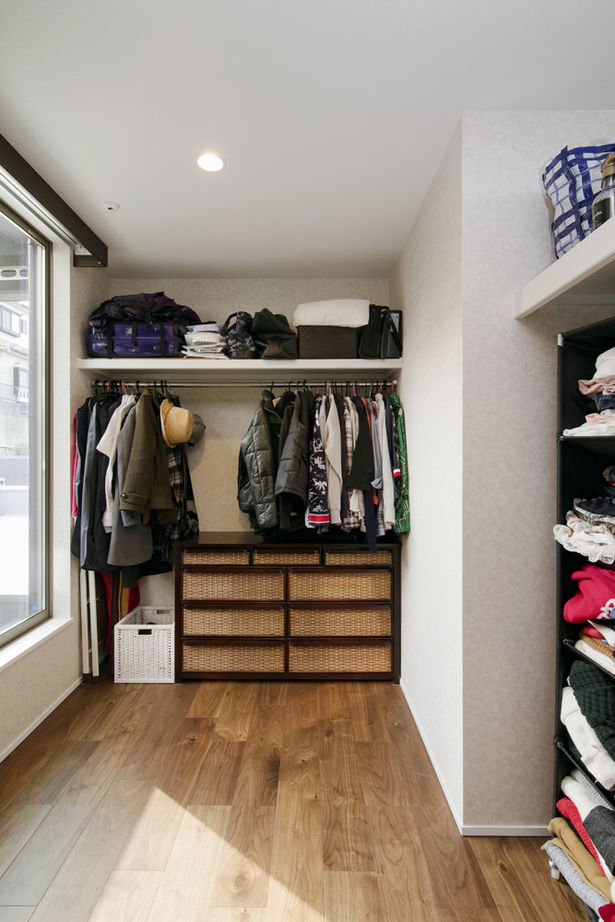 ビー・エル・ビルド　ビルド一級建築士事務所 【1000万円台/25坪/中庭/間取り図】車2台を並列駐車できるビルトインガレージハウス。家族が繋がる明るい家の建築実例画像8