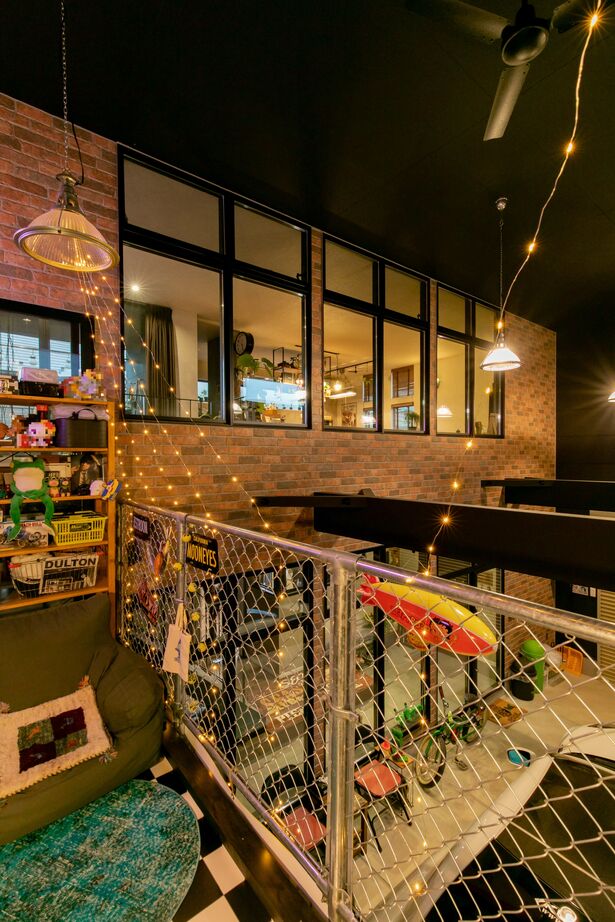 ビー・エル・ビルド　ビルド一級建築士事務所 【3000万円台/55坪/ガレージハウス/防音室】アメリカンヴィンテージな倉庫を体現する愛車と音楽を楽しむ家の建築実例画像7