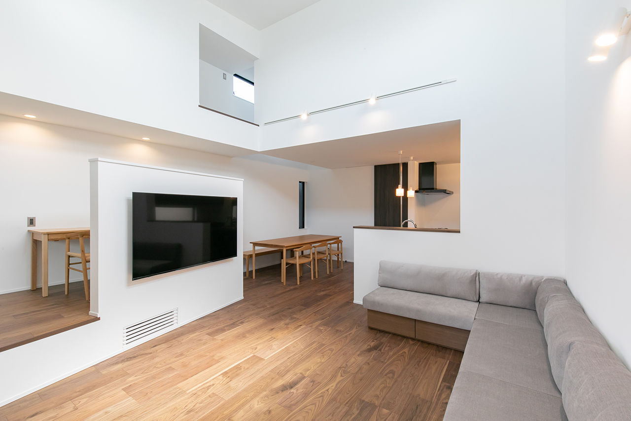 ビー・エル・ビルド　ビルド一級建築士事務所 【4000万円以上/65坪/ビルトインガレージ/車2台/屋上/間取り図】間口の狭い縦長の土地を活かす3階建て住宅の建築実例画像2