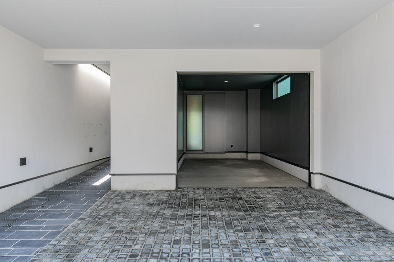 ビー・エル・ビルド　ビルド一級建築士事務所 【4000万円以上/65坪/ビルトインガレージ/車2台/屋上/間取り図】間口の狭い縦長の土地を活かす3階建て住宅の建築実例画像10