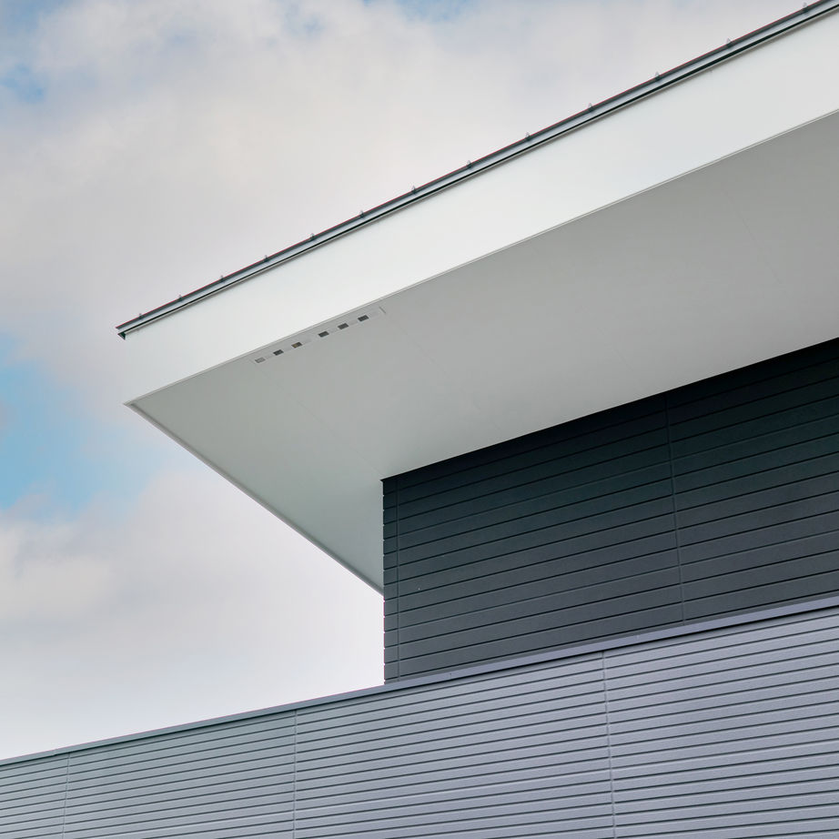 ビー・エル・ビルド　ビルド一級建築士事務所 【4000万円以上/59.1坪/平屋/ビルトインガレージ/車2台/間取り図】内に広がる開放感。モダン建築な注文住宅の建築実例画像13