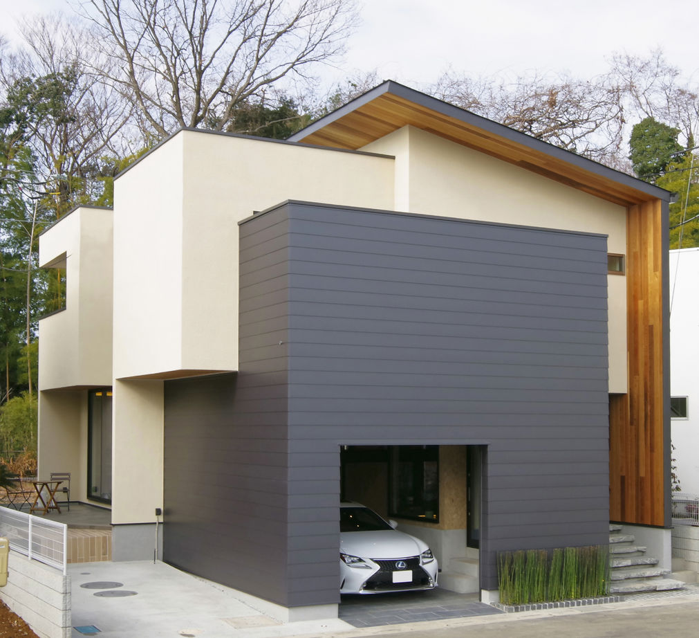 ビー・エル・ビルド　ビルド一級建築士事務所 【2000万円台/34.9坪/ビルトインガレージ/吹き抜け/間取り図】家族と空間を明るく繋ぐ中庭が真ん中にある家の建築実例画像