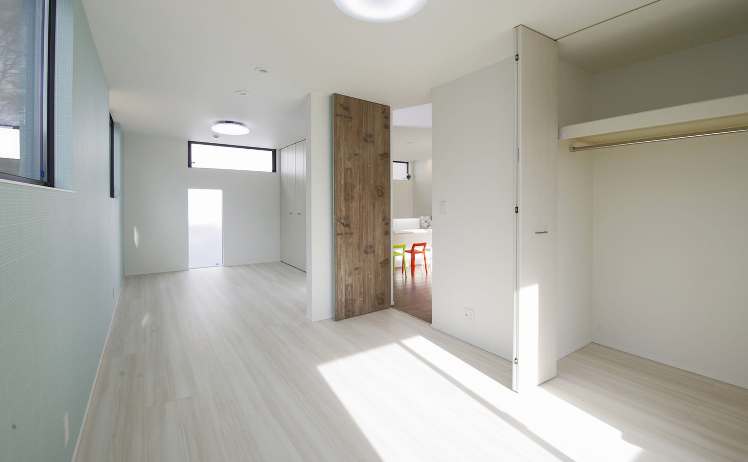 ビー・エル・ビルド　ビルド一級建築士事務所 【2000万円台/34.9坪/ビルトインガレージ/吹き抜け/間取り図】家族と空間を明るく繋ぐ中庭が真ん中にある家の建築実例画像18