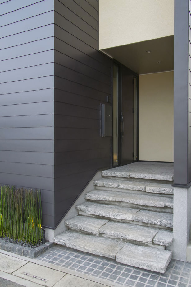 ビー・エル・ビルド　ビルド一級建築士事務所 【2000万円台/34.9坪/ビルトインガレージ/吹き抜け/間取り図】家族と空間を明るく繋ぐ中庭が真ん中にある家の建築実例画像19