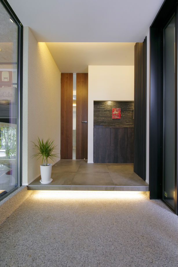 ビー・エル・ビルド　ビルド一級建築士事務所 【2000万円台/34.9坪/ビルトインガレージ/吹き抜け/間取り図】家族と空間を明るく繋ぐ中庭が真ん中にある家の建築実例画像20