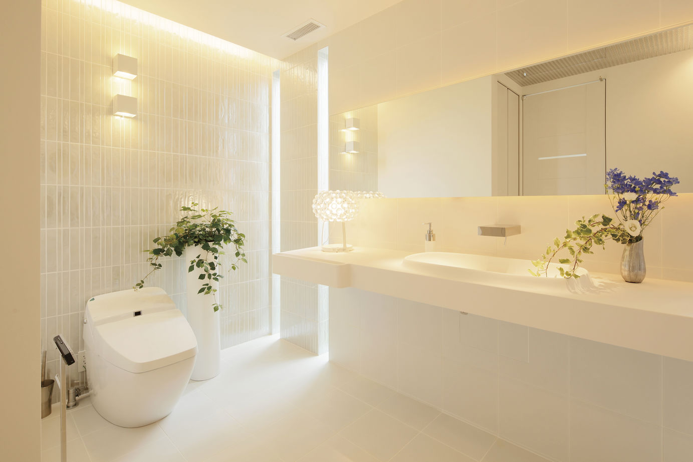 ビー・エル・ビルド　ビルド一級建築士事務所 【4000万円以上/64.3坪/ビルトインガレージ/中庭/間取り図】1階は内に、2階は外に開く寛ぎに合った注文住宅の建築実例画像15