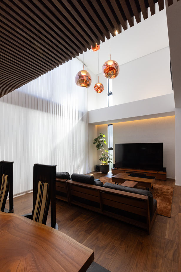 ビー・エル・ビルド　ビルド一級建築士事務所 【4000万円以上/64坪/車2台/ビルトインガレージ/変形地/間取り図】洗練された住空間の開放的な3階建て住宅の建築実例画像14