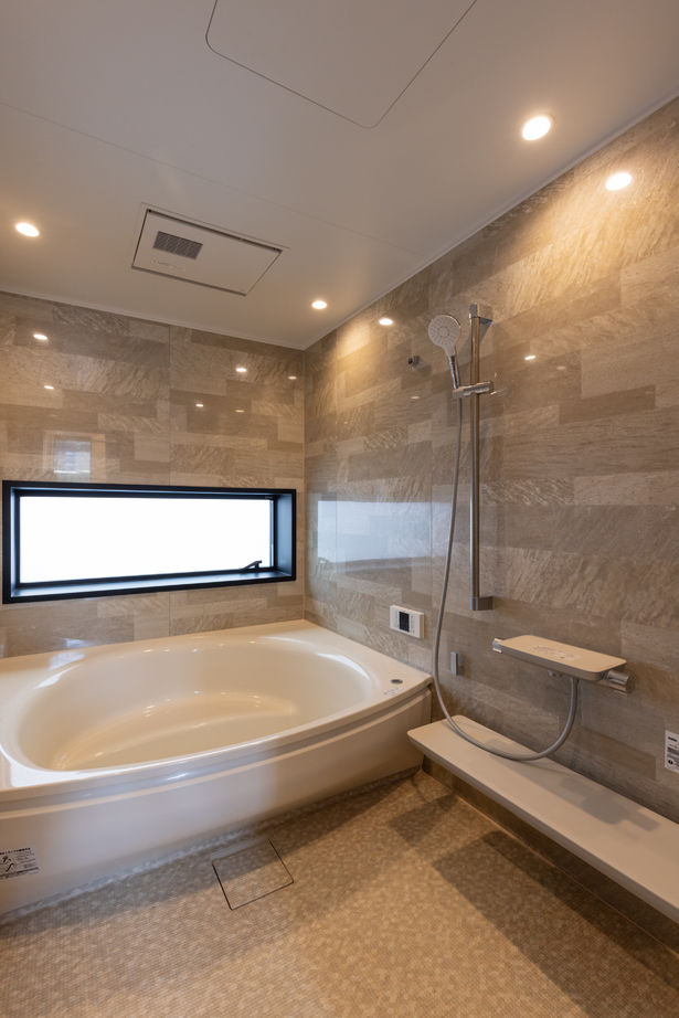 ビー・エル・ビルド　ビルド一級建築士事務所 【4000万円以上/64坪/車2台/ビルトインガレージ/変形地/間取り図】洗練された住空間の開放的な3階建て住宅の建築実例画像20