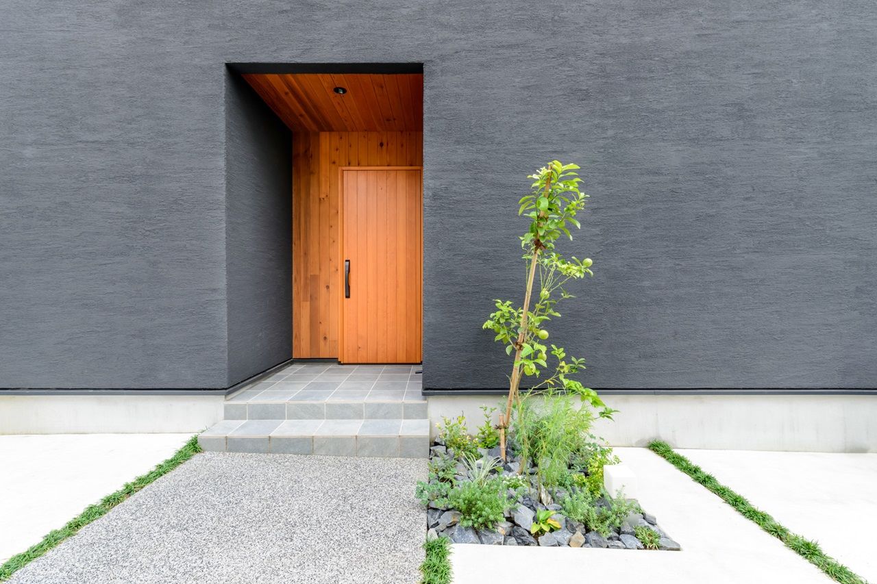 「未来を考える家」カーサ総研 【町田市/HEAT20/G2/2階リビング/2×6工法/ホテルライク】夏は『涼しく』冬は『暖かい』高性能に感激の家！の建築実例画像2