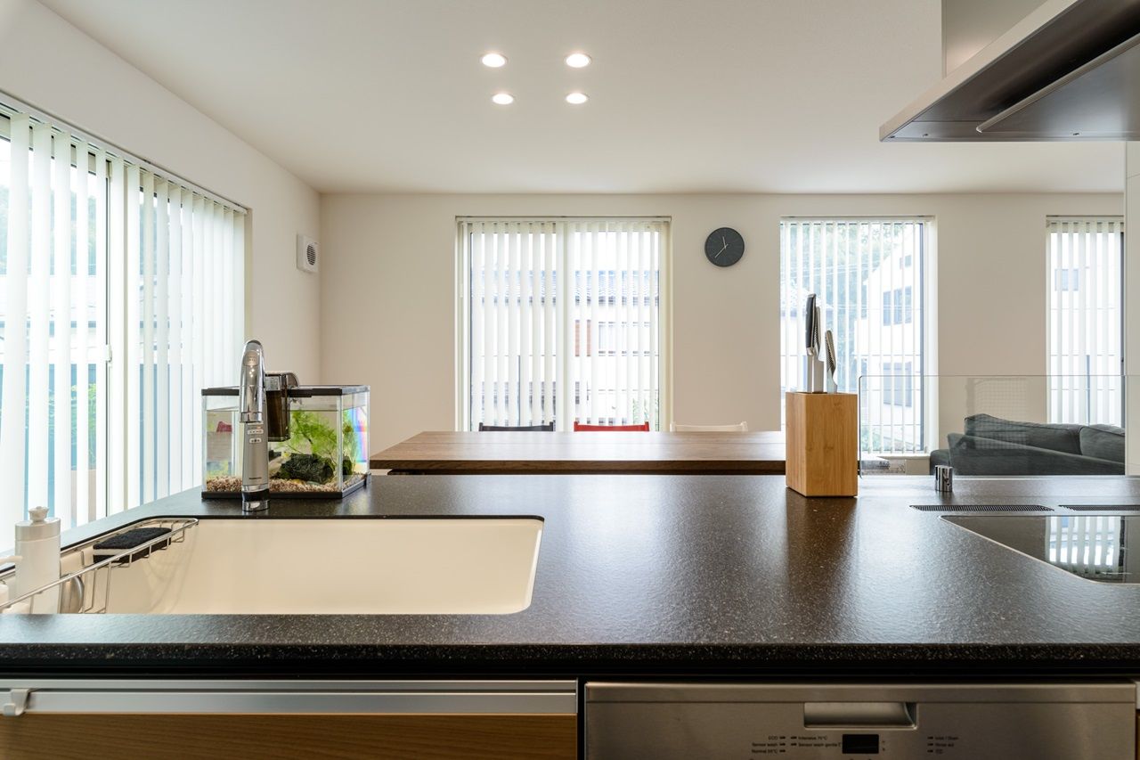 「未来を考える家」カーサ総研 【町田市/HEAT20/G2/2階リビング/2×6工法/ホテルライク】夏は『涼しく』冬は『暖かい』高性能に感激の家！の建築実例画像6