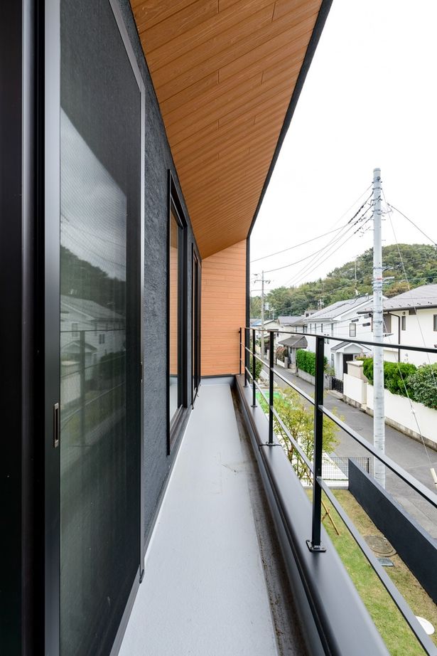 「未来を考える家」カーサ総研 【町田市/HEAT20/G2/2階リビング/2×6工法/ホテルライク】夏は『涼しく』冬は『暖かい』高性能に感激の家！の建築実例画像10