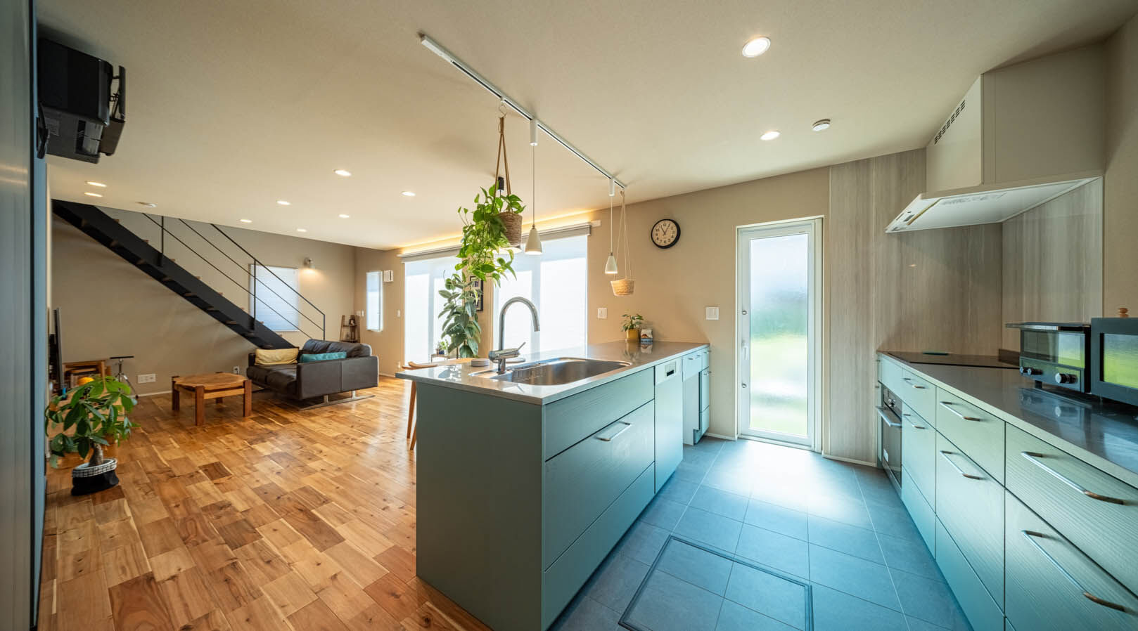 「未来を考える家」カーサ総研 【HEAT20/G2/BELS最高等級★5/長期優良住宅】性能と自然の力を融合したパッシブデザインの家でエコに暮らすの建築実例画像6