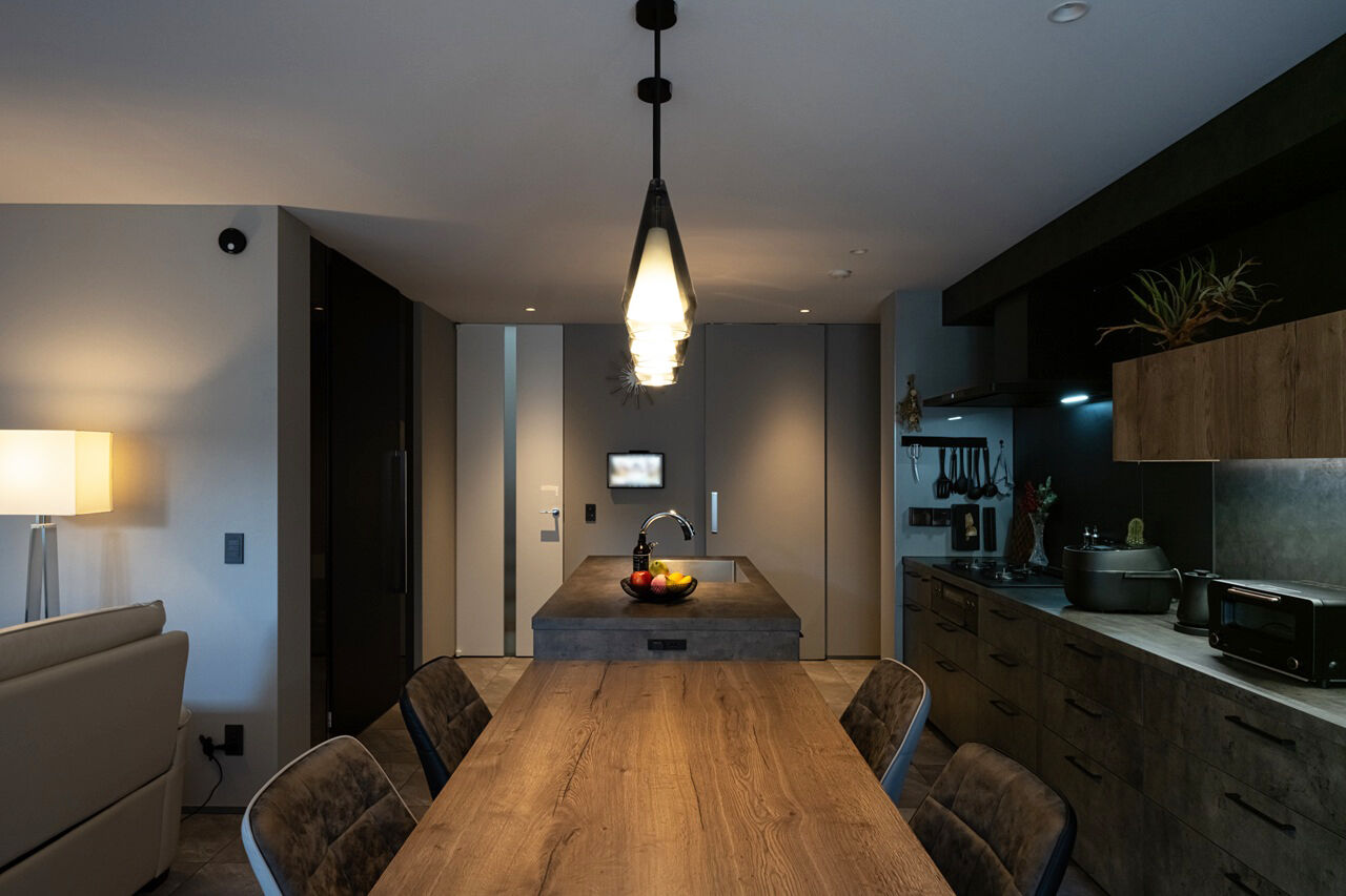 「未来を考える家」カーサ総研 【HEAT20 G2/UA値0.45/C値0.25】「100%イメージ通り！」と大絶賛のホテルライクな二世帯住宅の建築実例画像4