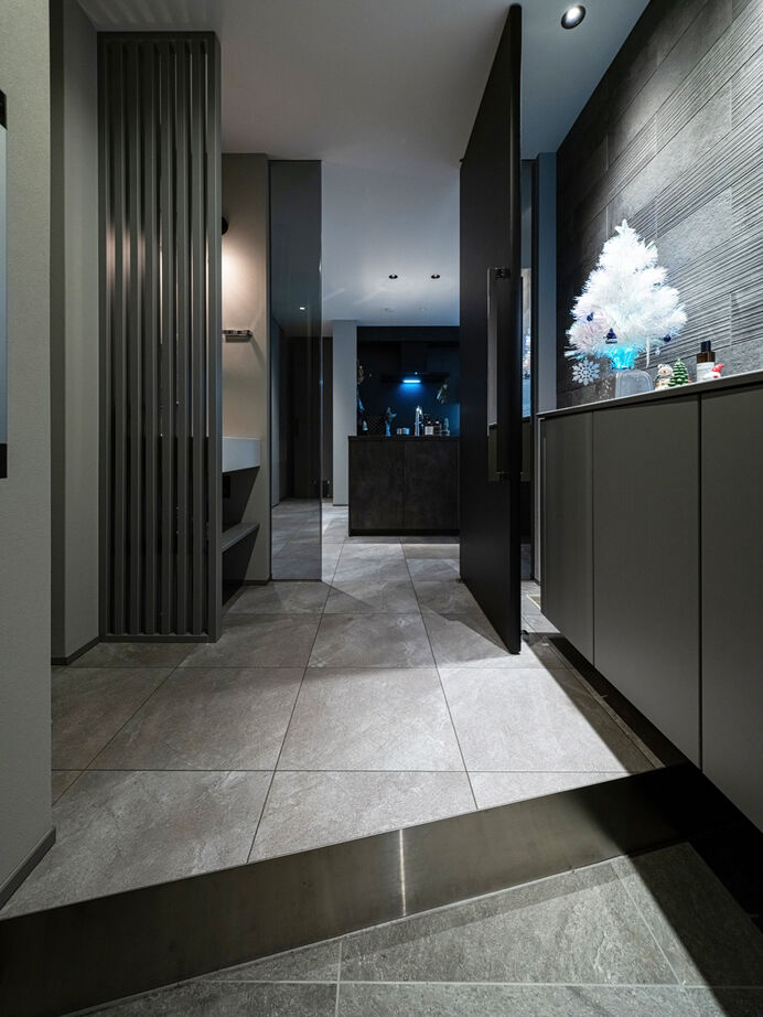 「未来を考える家」カーサ総研 【HEAT20 G2/UA値0.45/C値0.25】「100%イメージ通り！」と大絶賛のホテルライクな二世帯住宅の建築実例画像9