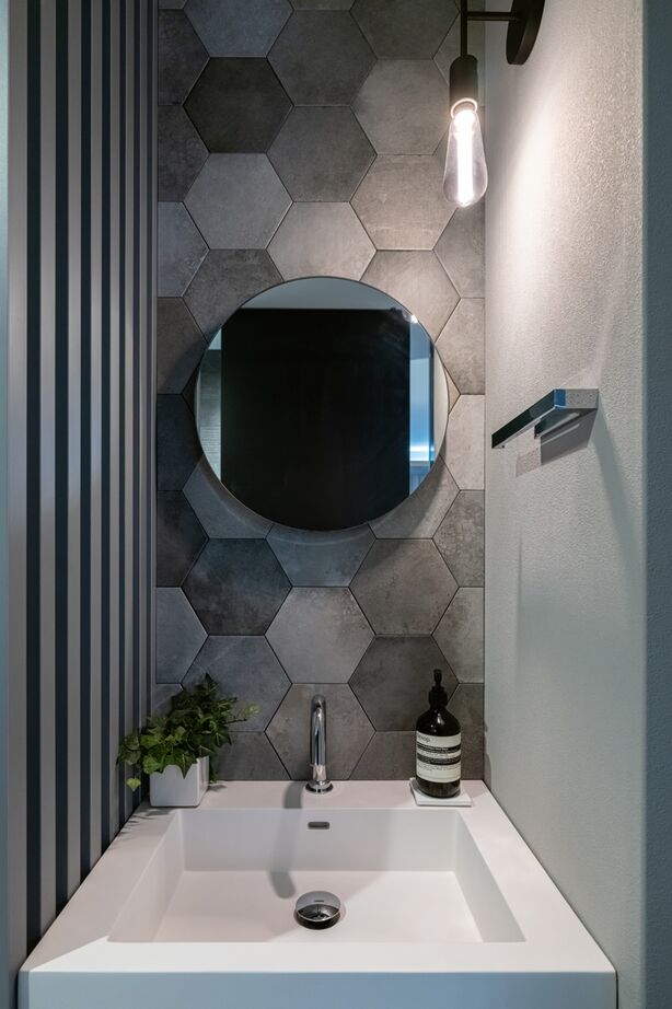 「未来を考える家」カーサ総研 【HEAT20 G2/UA値0.45/C値0.25】「100%イメージ通り！」と大絶賛のホテルライクな二世帯住宅の建築実例画像10