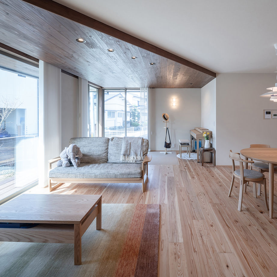 浜松建設 広さより心地よさを重視した平屋＋1部屋の家の建築実例画像2