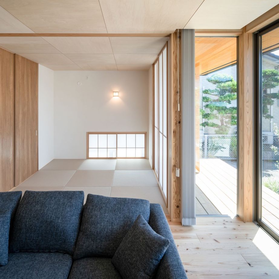 浜松建設 【約28坪/ウッドデッキ】家事楽動線と趣味がつながる平屋の家の建築実例画像3