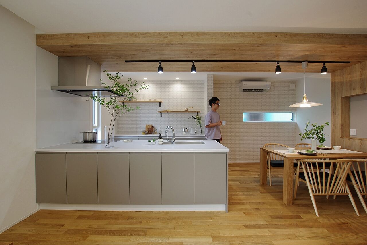 ハーバーハウス 2つの庭で植栽とアウトドアを楽しむ家の建築実例画像2