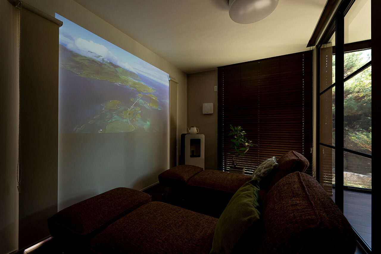 ハーバーハウス ホテルライクな住まい 25帖LDK×グラフテクトキッチン×タイルが映えるインテリアの建築実例画像7