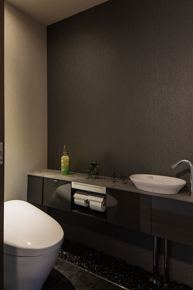 ハーバーハウス 高断熱＆高調湿で居心地抜群！開放的な木漏れ日リビングがある、気品に満ちた家の建築実例画像8