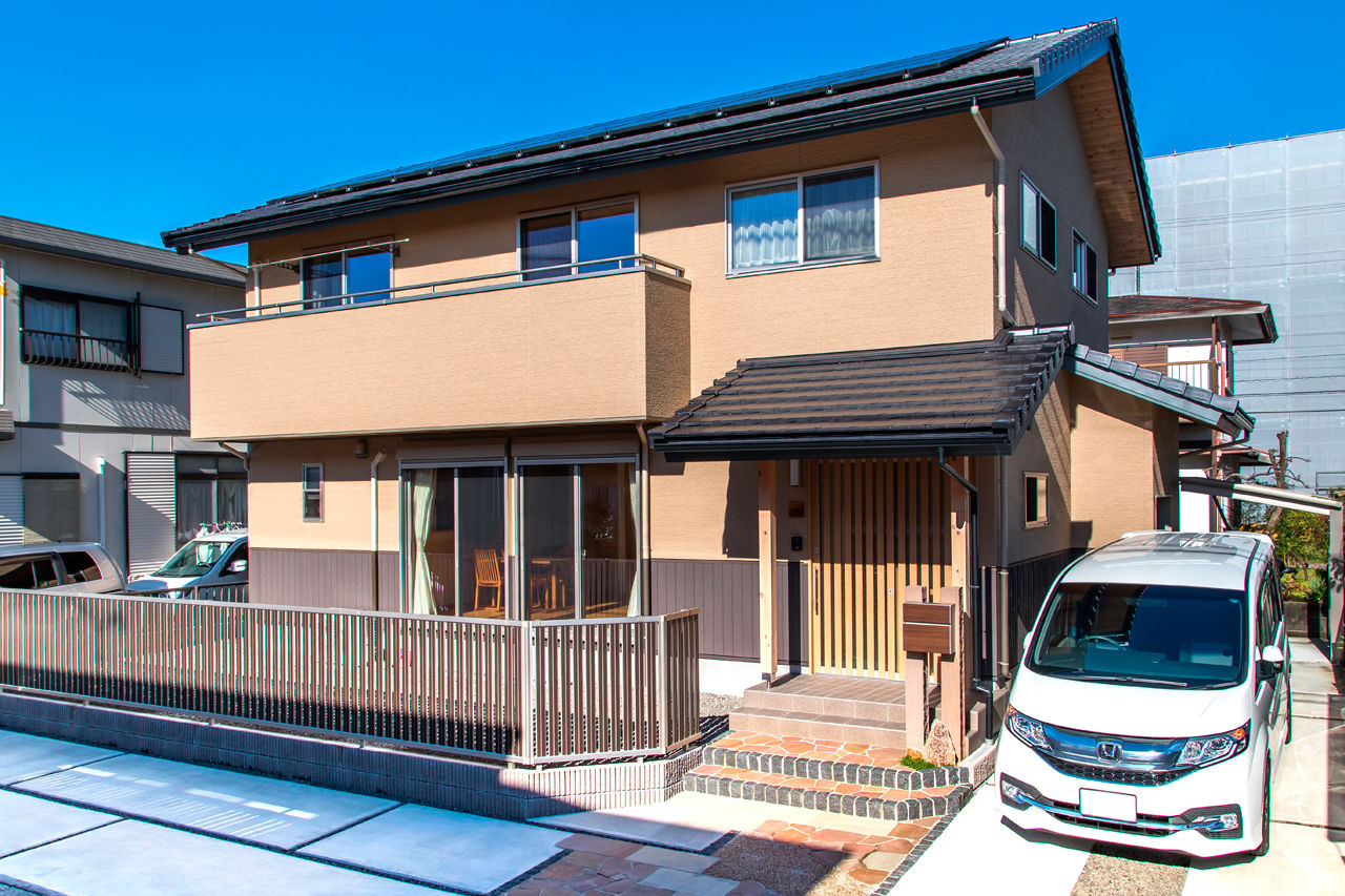 福工房 【1000万円台/30坪台/4LDK/吹抜けリビング/間取り図】「木の香りがした時、建ててよかったと思います」の建築実例画像2