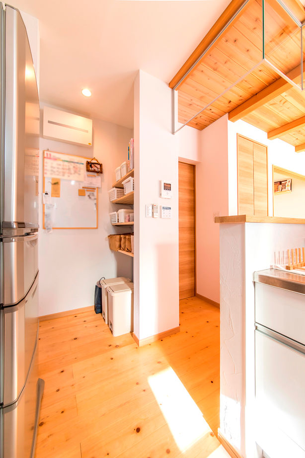 福工房 【1000万円台/30坪台/4LDK/吹抜けリビング/間取り図】「木の香りがした時、建ててよかったと思います」の建築実例画像7