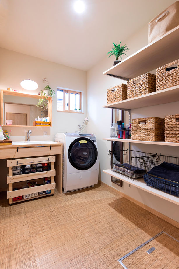 福工房 【2000万円台/2階建て/40坪台/5LDK/土間/間取り図】アウトドア好き家族が建てた国産ヒノキのカッコいい家の建築実例画像8