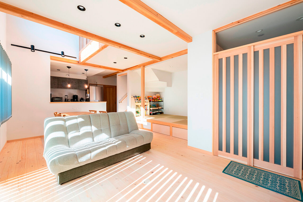 福工房 【2階建て/30坪/ナチュラル】家族がつながる間取りで幸せいっぱい！「ヒノキの香りに心が落ち着きます」の建築実例画像3