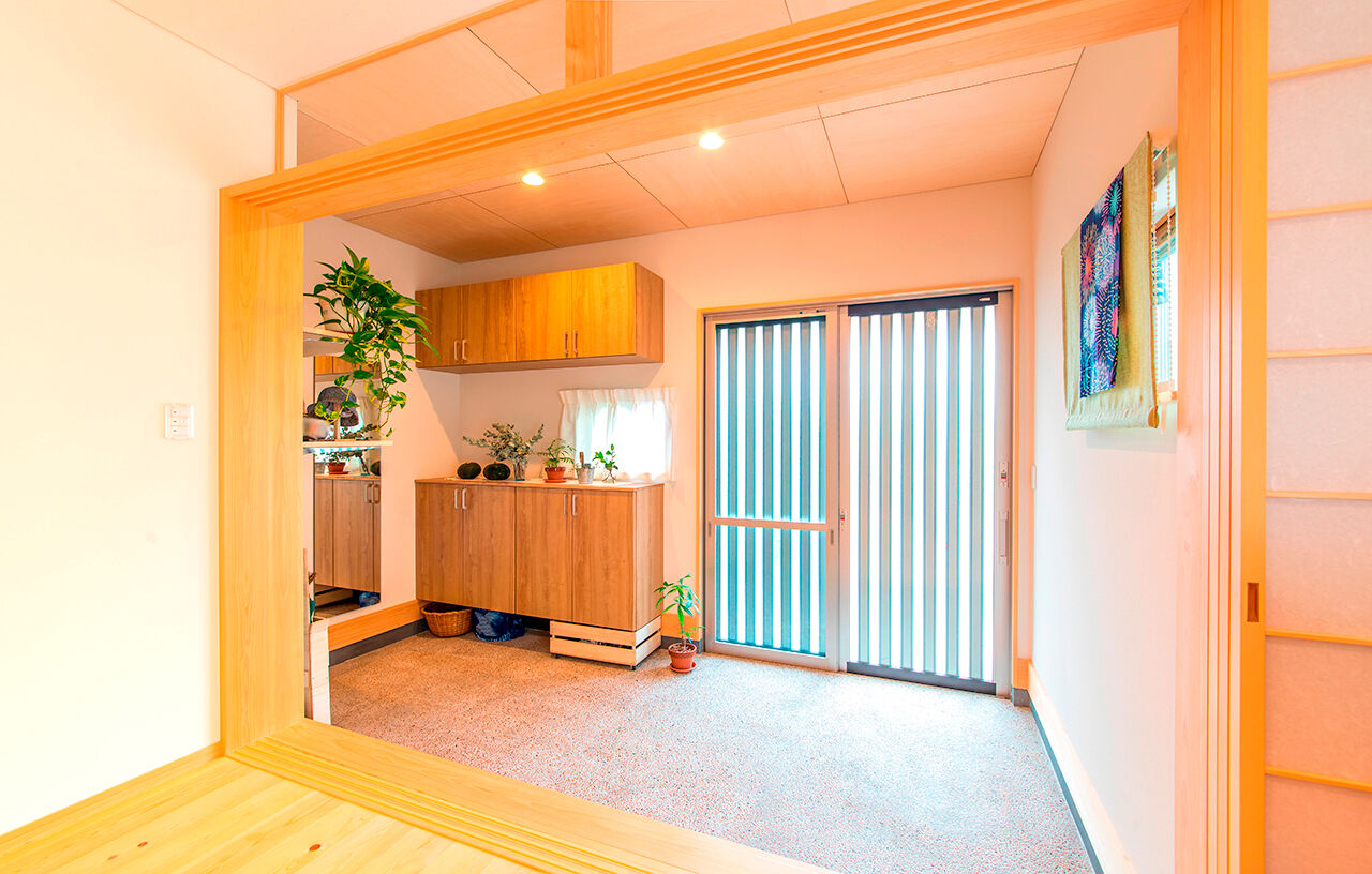 福工房 【平屋/20坪台/理想の間取り】土間でのDIYが楽しみ。伸びやかに子育てできるコンパクトな25坪以下の平屋の建築実例画像3