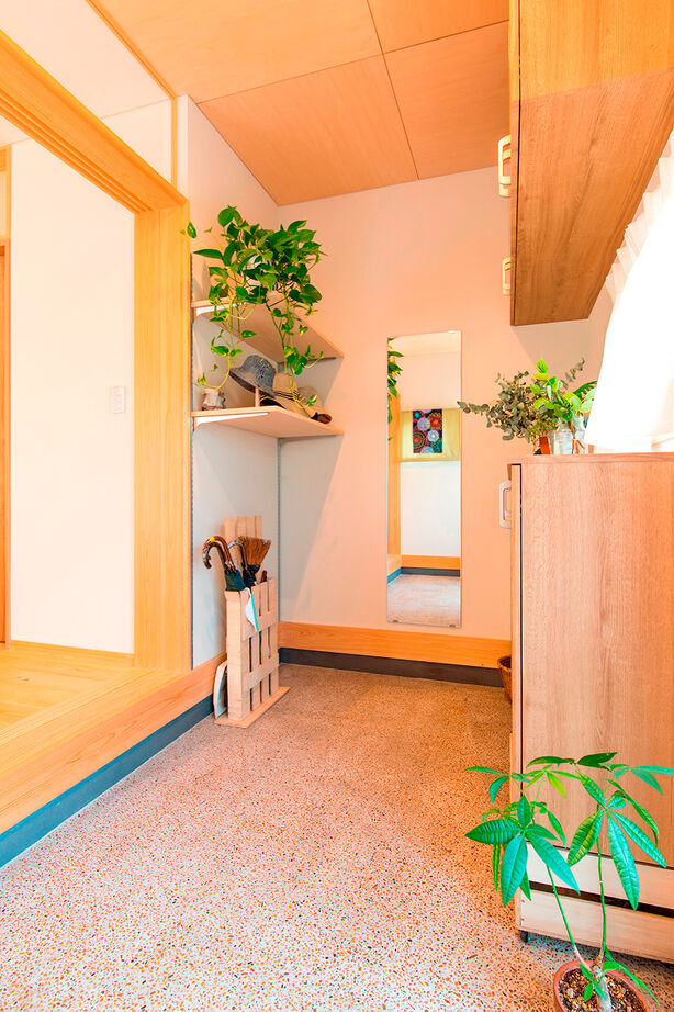 福工房 【平屋/20坪台/理想の間取り】土間でのDIYが楽しみ。伸びやかに子育てできるコンパクトな25坪以下の平屋の建築実例画像8