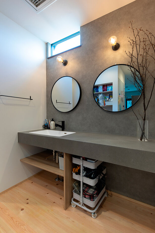 福工房 【30坪台/2階建て/全館空調/吹き抜け】回遊できて片付く間取りで家事も子育ても快適。小上がりも大活躍！の建築実例画像6