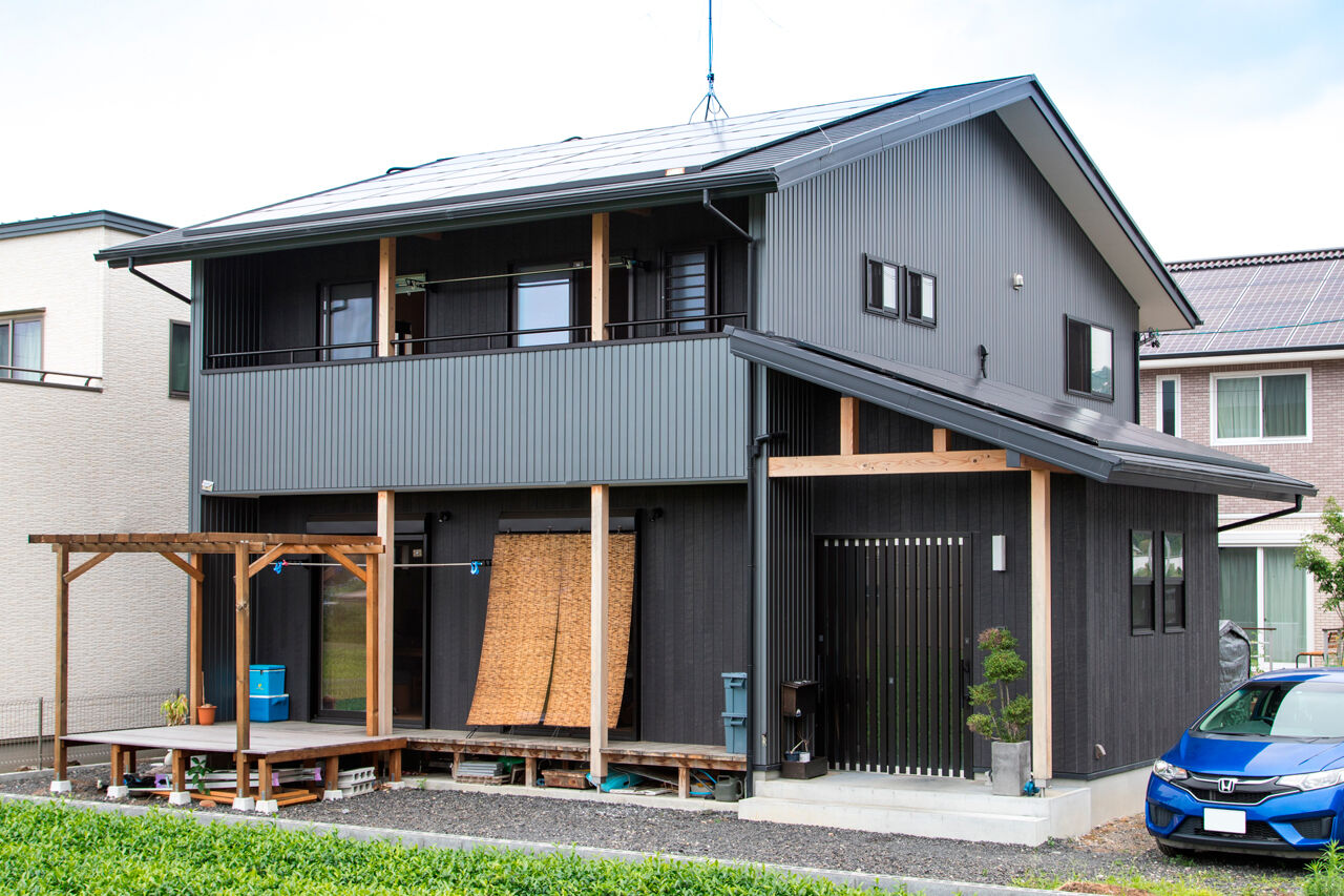 福工房 【2000万円台/2階建て/40坪/3LDK/吹き抜け/モダンな外観/間取り図】広い土間はアウトドア好きにぴったり！の建築実例画像3