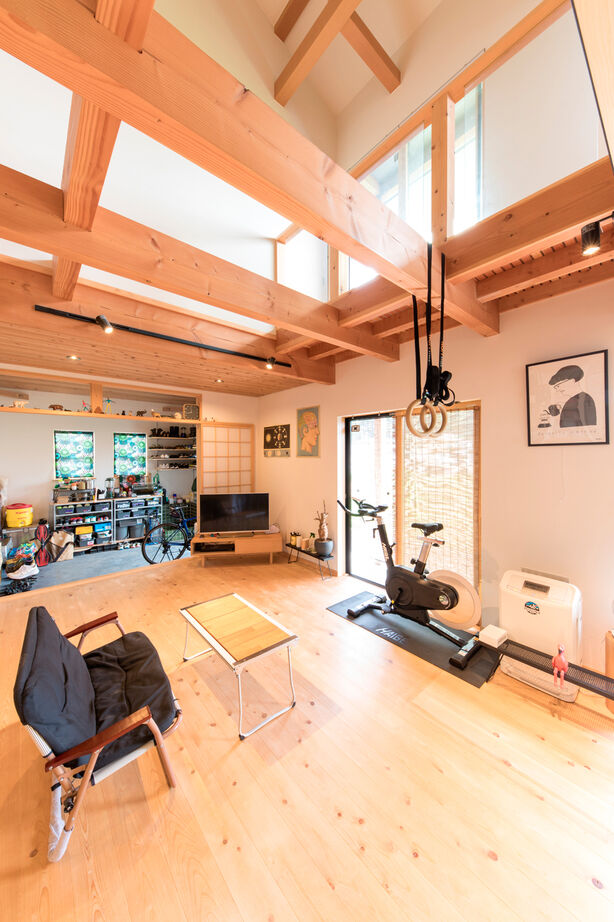 福工房 【2000万円台/2階建て/40坪/3LDK/吹き抜け/モダンな外観/間取り図】広い土間はアウトドア好きにぴったり！の建築実例画像5