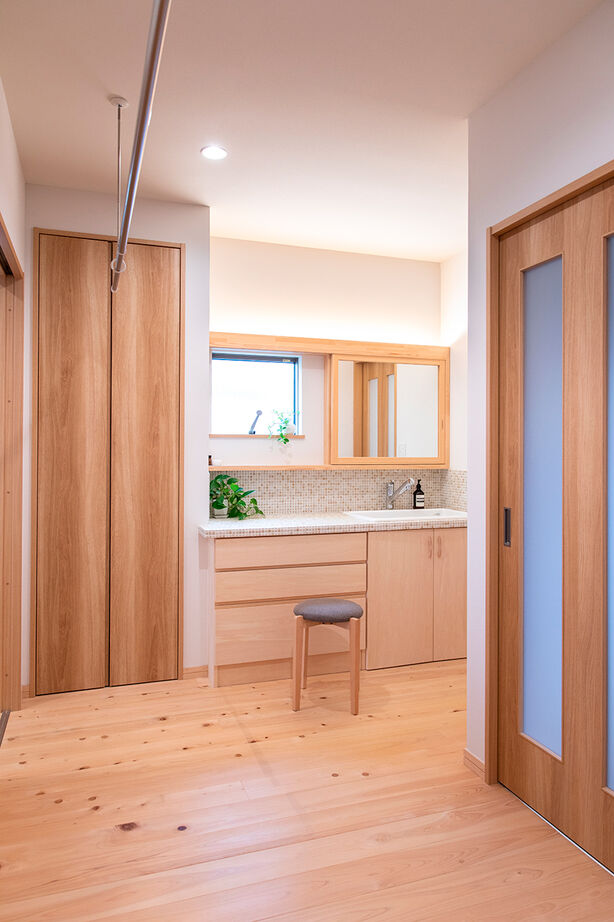 福工房 【平屋/20坪台/駐車スペース有/理想の間取り】ナチュラルで心地いい大空間LDKの29坪コンパクトな平屋の建築実例画像9