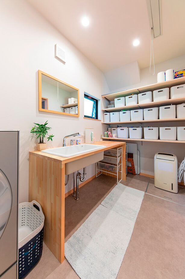 福工房 【平屋/20坪台/理想の間取り/ロフト】広い土間とロフトにつながる広々LDKのある27坪のコンパクトな平屋の建築実例画像7