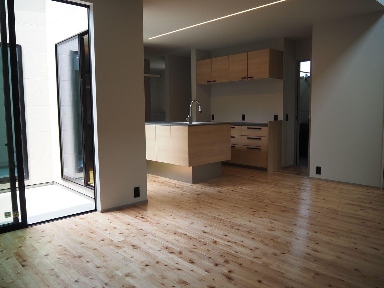 LISTAR HOMEの建築実例画像