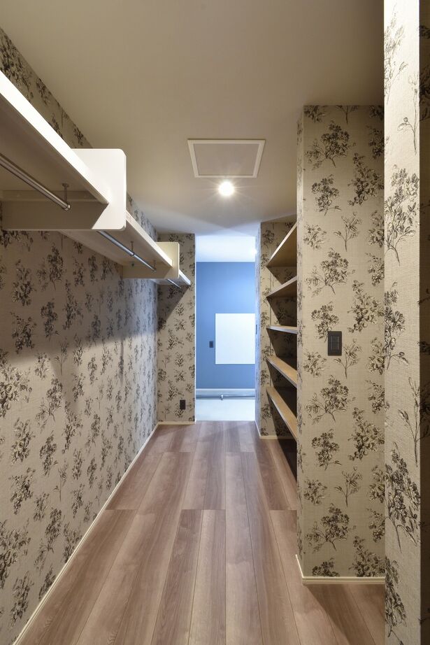 アルファホーム 【愛知県西尾市｜中庭｜土間】趣味を楽しむ平屋の建築実例画像7