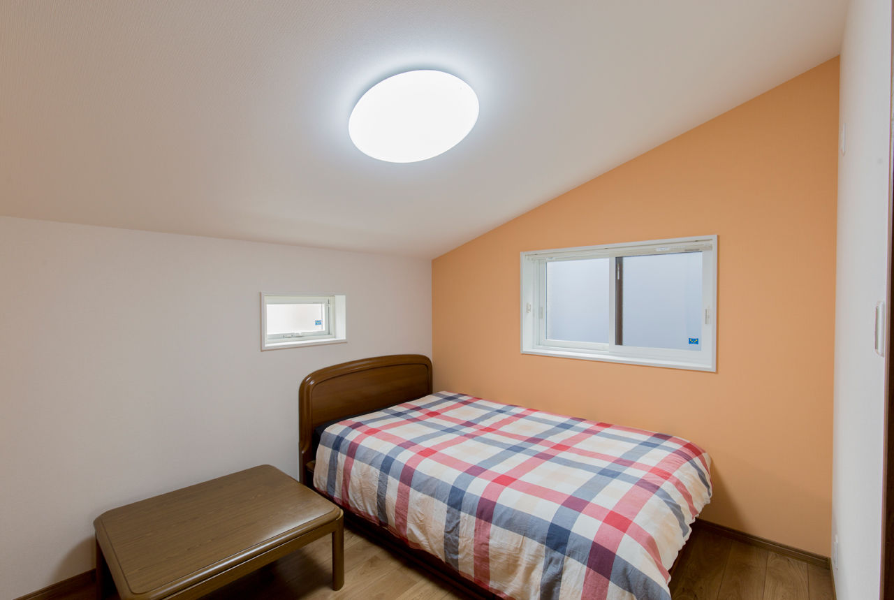 【RECO】敷島住宅　注文住宅課 【2000～2499万円/間取図あり/大阪府】大きな折上天井が開放的。外に出て寒さに驚くほど暖かくて快適！の建築実例画像9