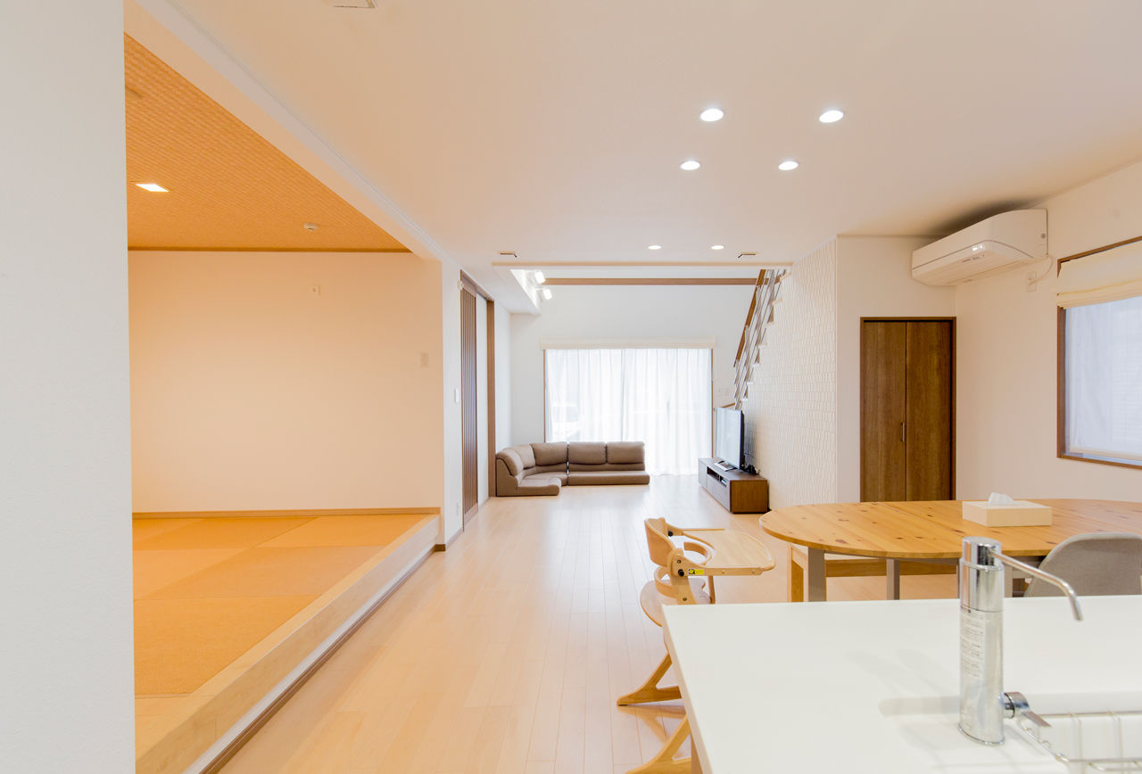 【RECO】敷島住宅　注文住宅課 【2090～2280万円/間取図あり】高断熱だから実現できた吹抜けのオープンLDK。冬もはだしで過ごせる住まいの建築実例画像6