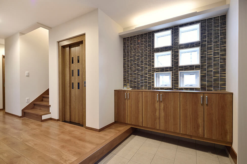 【RECO】敷島住宅　注文住宅課 まるで空に浮かんだ空中リビング！ 暮らしの中に古都の大パノラマを。親子三世代で暮らす理想の家の建築実例画像5